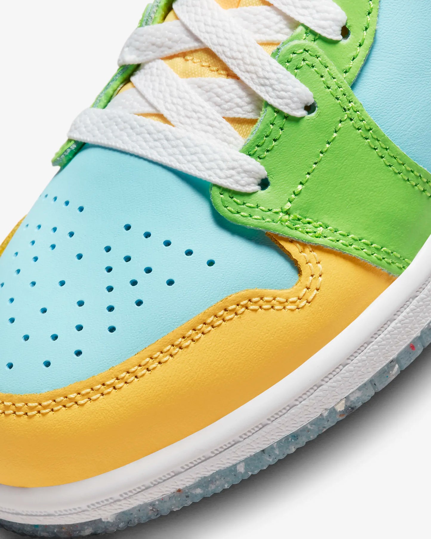 Jordan 1 Mid SE Estilo: DX4370-400 Preescolar