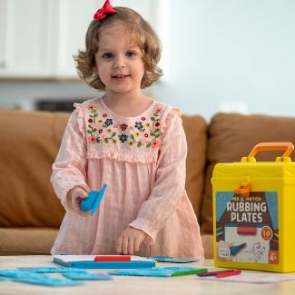 Mezcla y combina platos para frotar con 5 crayones