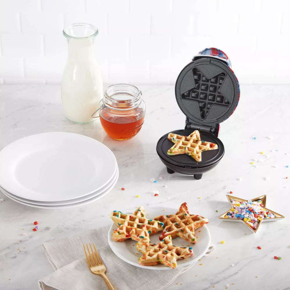 Americana Mini Waffle Maker